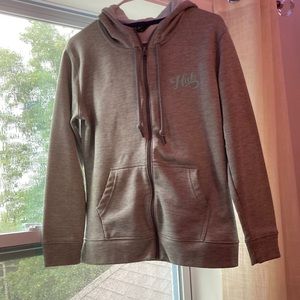 Huk woman’s jacket! Size medium fits like a small!